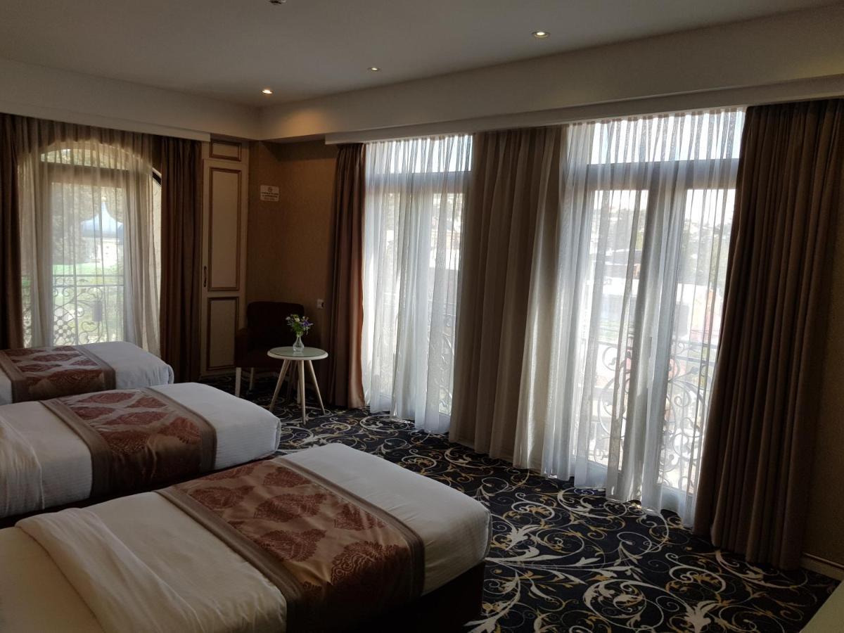 Gold Tbilisi Hotel Luaran gambar