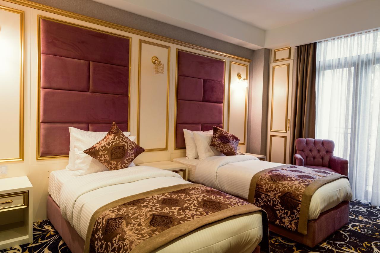 Gold Tbilisi Hotel Luaran gambar